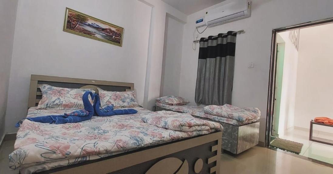 Jai Swaminarayan Delux Homestay Garudeshwar エクステリア 写真