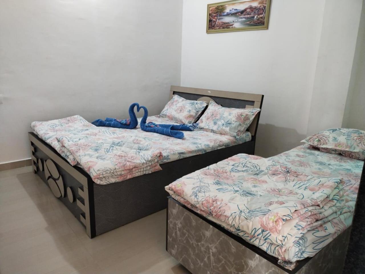 Jai Swaminarayan Delux Homestay Garudeshwar エクステリア 写真